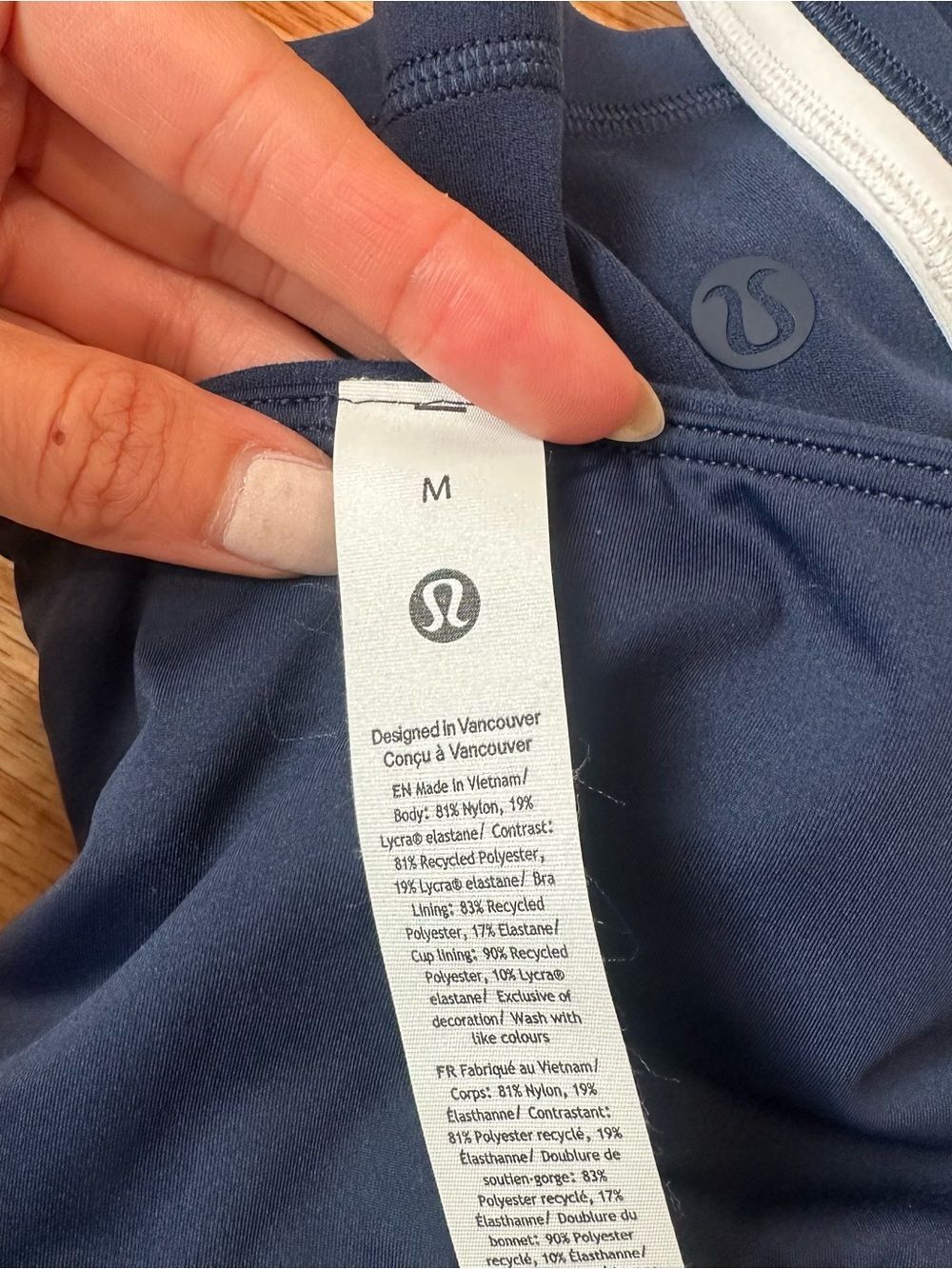 Medium/ 8 Lululemon Nulu Cropped Tank Top *sport meets studio set - navy blue - Picture 6 of 10